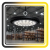 lampa-ufo-105w-zawieszona-w-magazynie-z-regalami
